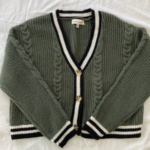 Women’s knitted cardigan